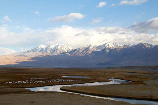 直击现场｜2020年帕米尔旅游区篝火晚会首场顺利开欢