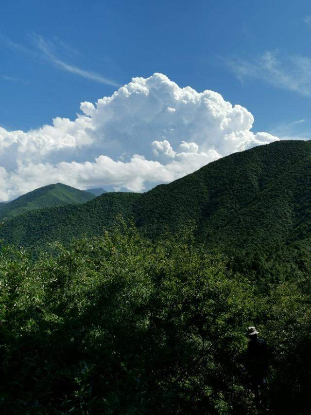 甘肃临夏松鸣岩自然风景区