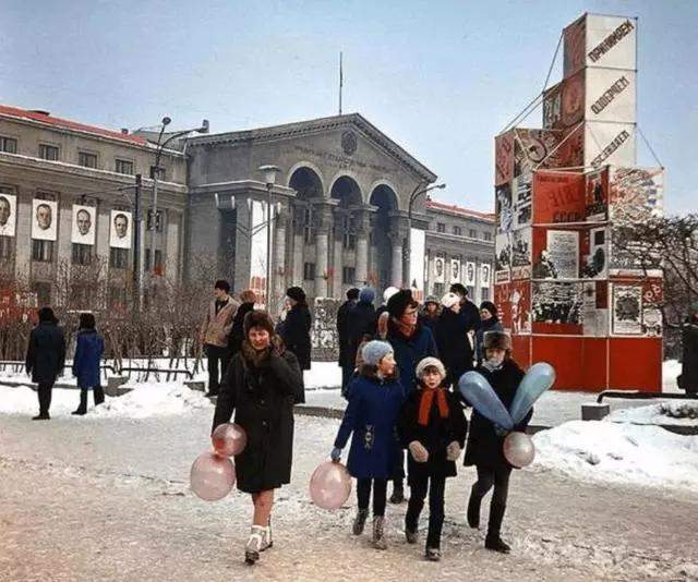 1977年铁托访华，南斯拉夫的发达和富裕，第一次震惊了中国人