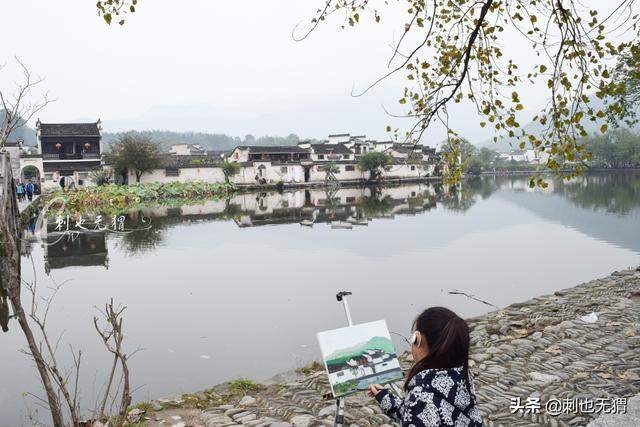 与西递同被列为世界遗产，这座徽州古村因水而柔美，让人忆起乡愁