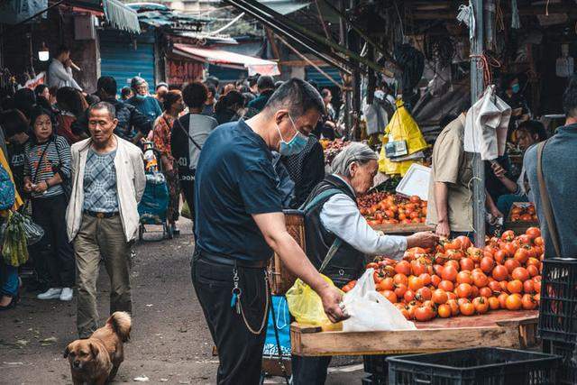 贵阳“马车队”农贸市场，这里是贵阳菜价最便宜的地方