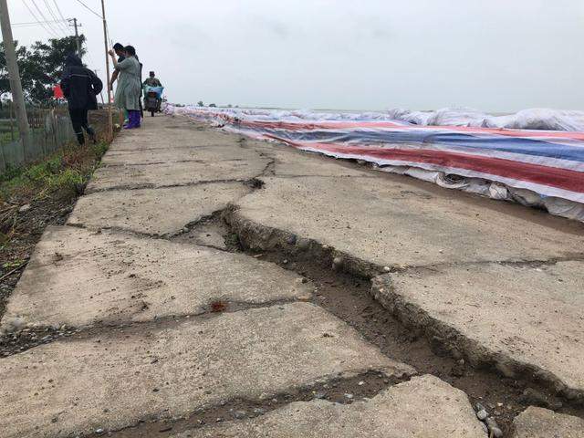 湖北第一大湖洪湖的水灾之困