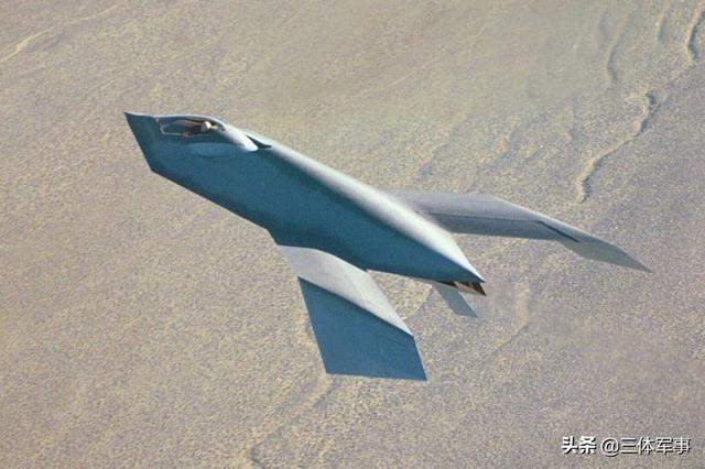 YF-118G隐身战机：比美军F-22更先进，迄今只对外展示一次被封存