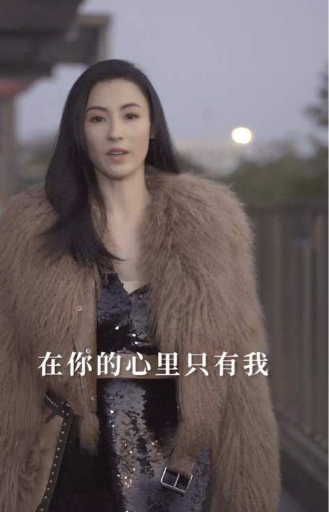 张柏芝再晒小儿子正脸照，创意庆生状态好，网友“不容易”