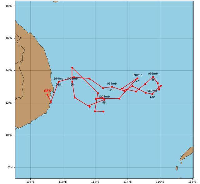 夏浪走“C字”路线，90W或是24号台风，GFS：25号风神或也要出现