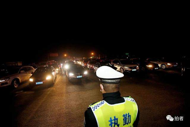 多图直击武汉解封第一时刻：火车！机场！高速