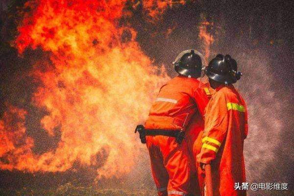 被《烈火英雄》虐到泪崩：我确定，《烈火英雄》是来撑起暑期档的