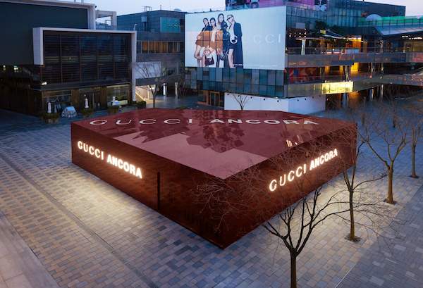 “Gucci Ancora 古驰安可拉红”同期登陆中国多城