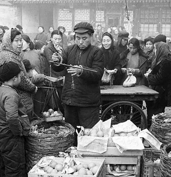 老照片：100张80年代过年照，看完都是满满的回忆