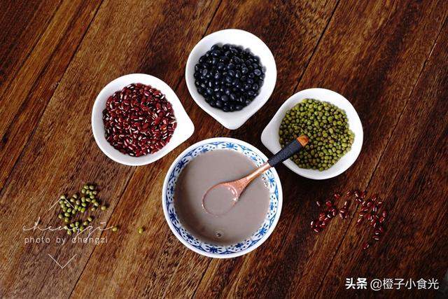 入伏后，多喝这5种自制饮品，比喝奶茶好，帮助你顺利度“苦夏”