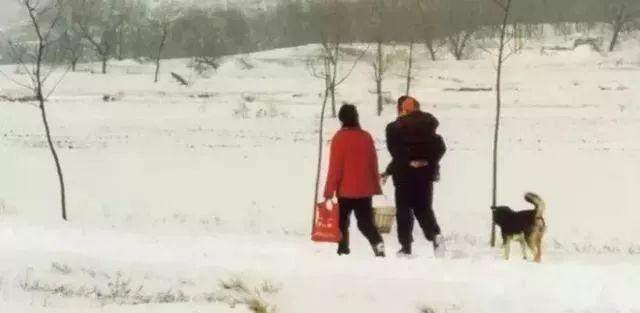 老照片：100张80年代过年照，看完都是满满的回忆