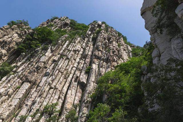 河南嵩山的景色在五岳中能排第几？让我们徒步去看一看