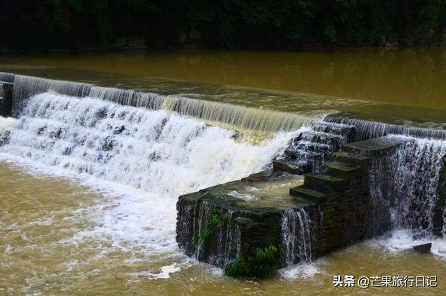 贵州大山，遇到一个女孩，欲将“空村”变景点，跟芒果一起去看看