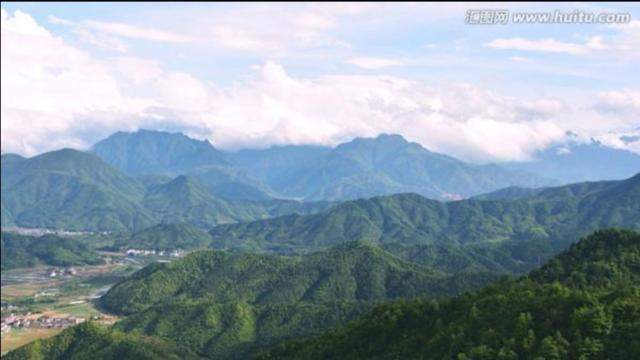 美丽的上饶五府山风景山水如画廊。