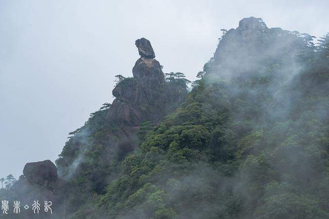 没有列入洞天福地，却以道教最高信仰命名的山，是世界自然遗产