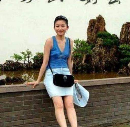 2001年，央视一姐王小丫因一张赌约离婚，15年了，她现状如何？