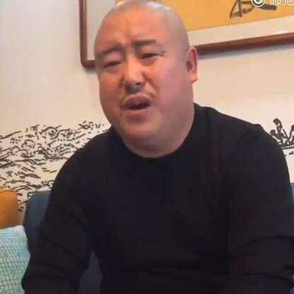 王小利祝李荣浩永葆青春上热搜了？是怎么回事？