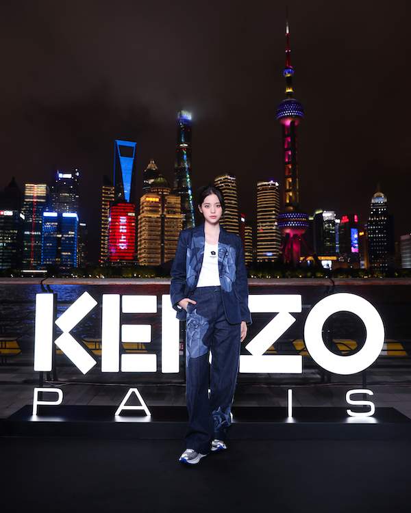 艺术总监Nigo亲临上海举办KENZO2024春夏系列大秀