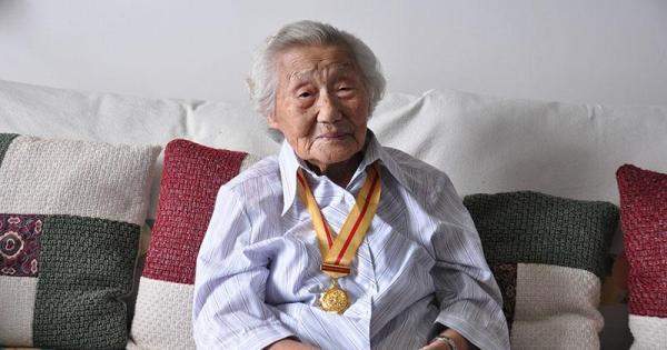 102岁东北抗联女战士李在德逝世