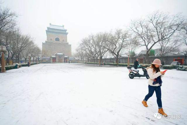 北京暴雪蓝色预警！局地积雪已达5厘米，大雪来了，大雾也来了