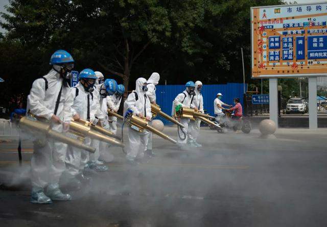 这些人员禁止离京！北京两大机场超800次航班取消，省际长途客运纷纷暂停