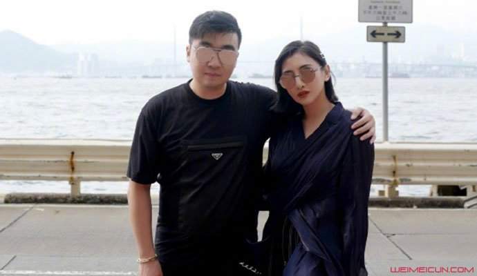 梁超何雯娜订婚 两人订婚照曝光宣布的订婚方式太特别