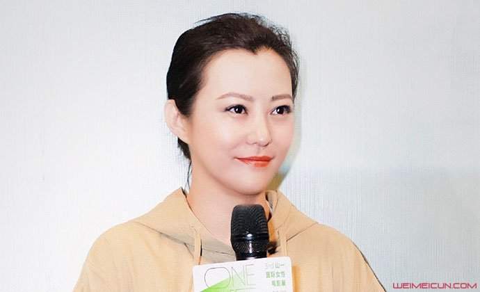 郝蕾承认离婚 与二婚老公刘烨早已离婚自曝离婚原因