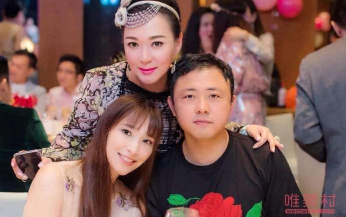 吴佩慈未婚夫因欠租被提告 百亿富商为什么交不起房租