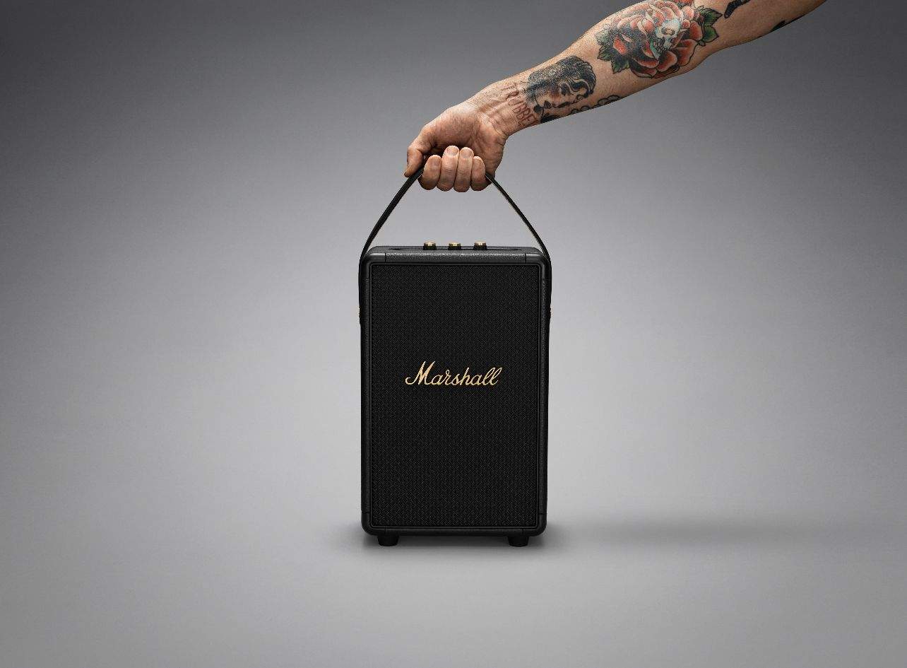 MARSHALL  两大传奇产品 KILBURN II  和 TUFTON 便携音箱加入 BLACK AND BRASS 标志性配色系列