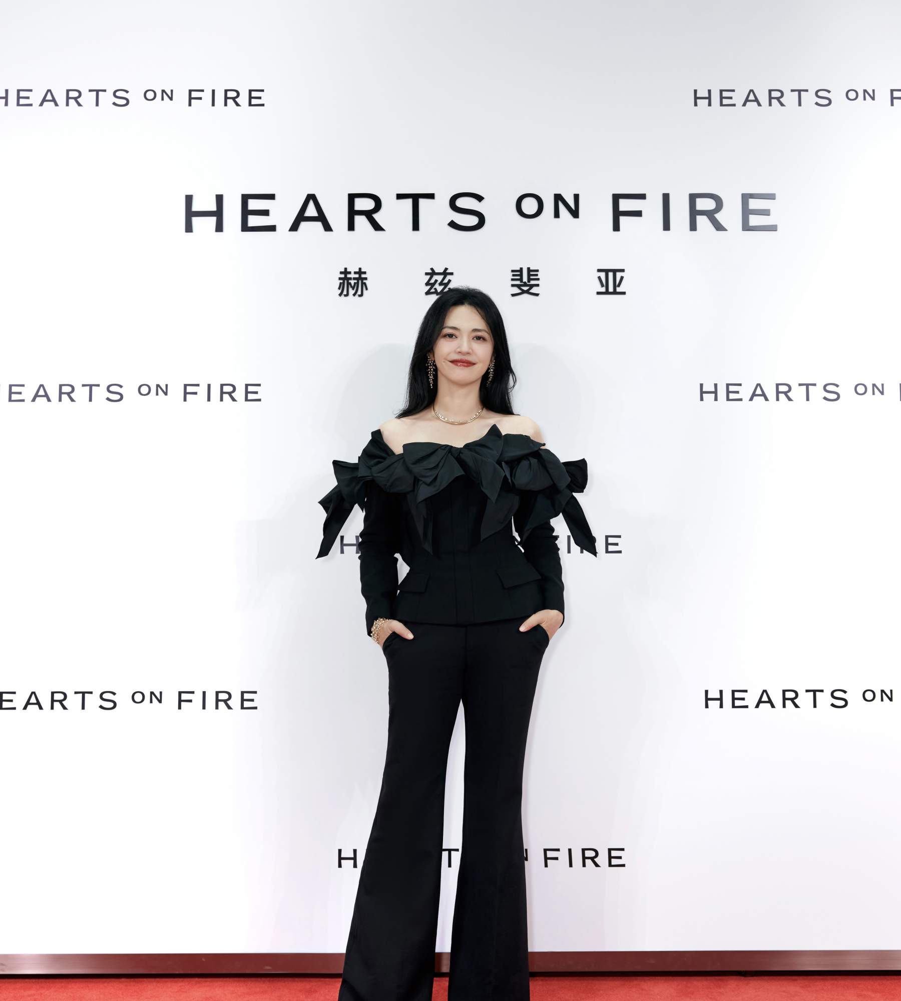 HEARTS ON FIRE赫兹斐亚“璀璨时光”限时展闪耀揭幕