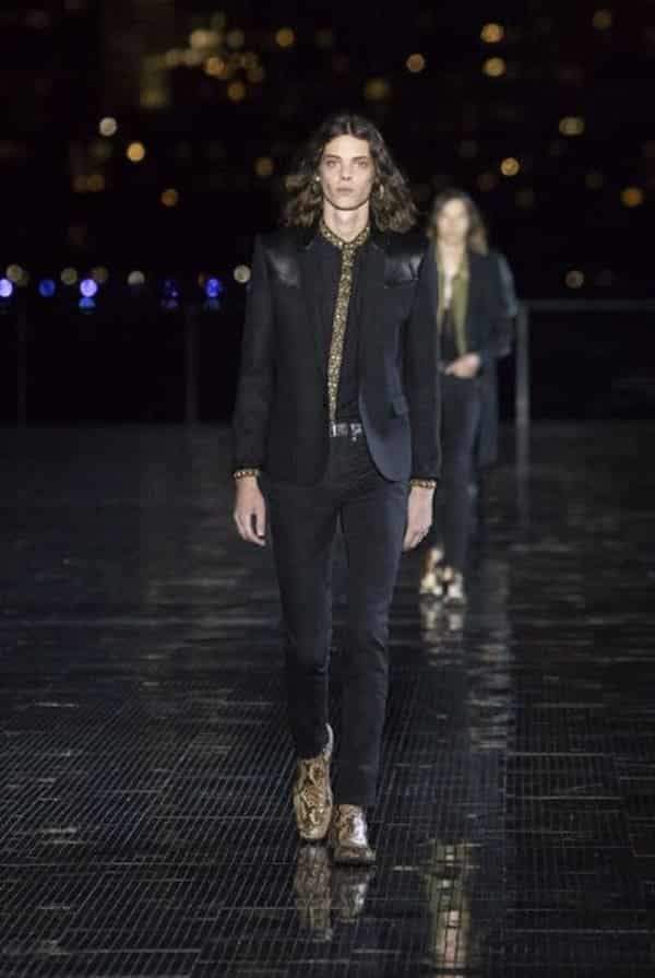 SAINT LAURENT 2019春夏纽约男装秀 继承复古摇滚的纤细妖男