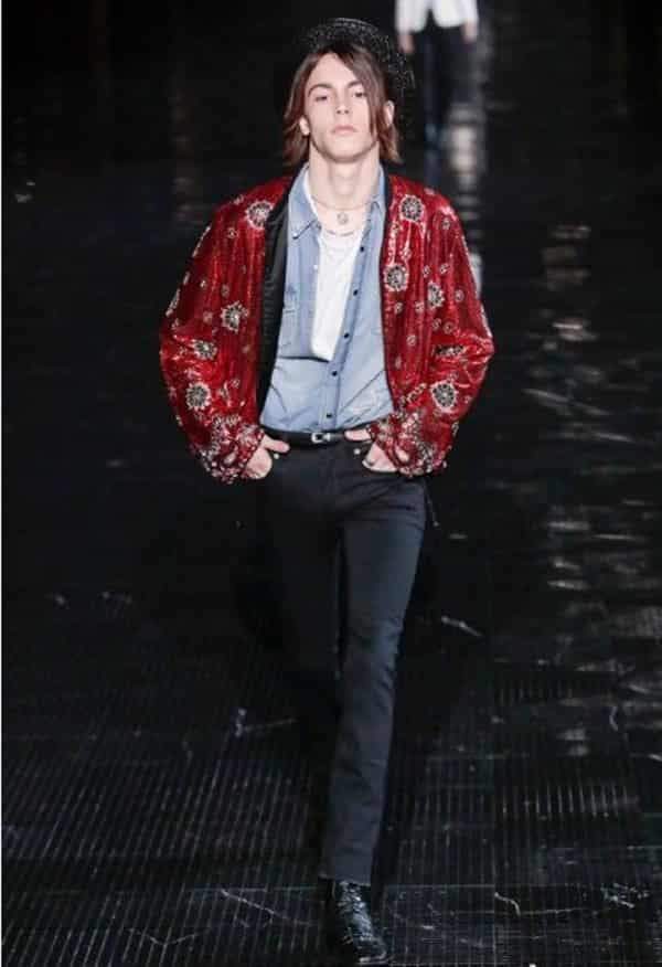 SAINT LAURENT 2019春夏纽约男装秀 继承复古摇滚的纤细妖男