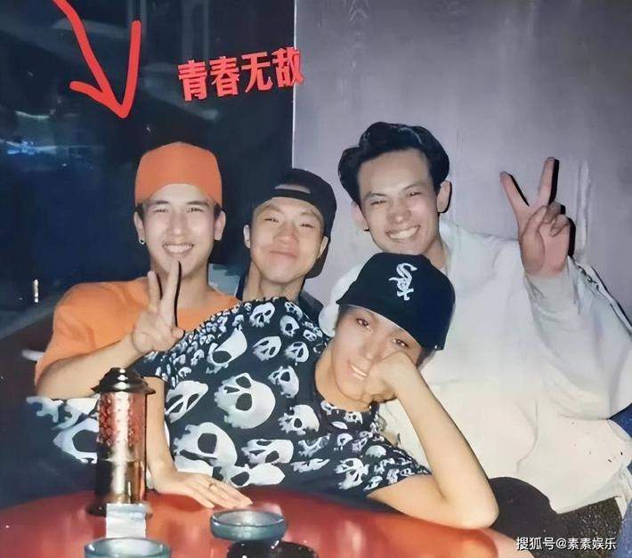 具俊晔分享20年前的舞蹈，大S为老公点赞，夫妻感情稳定很恩爱