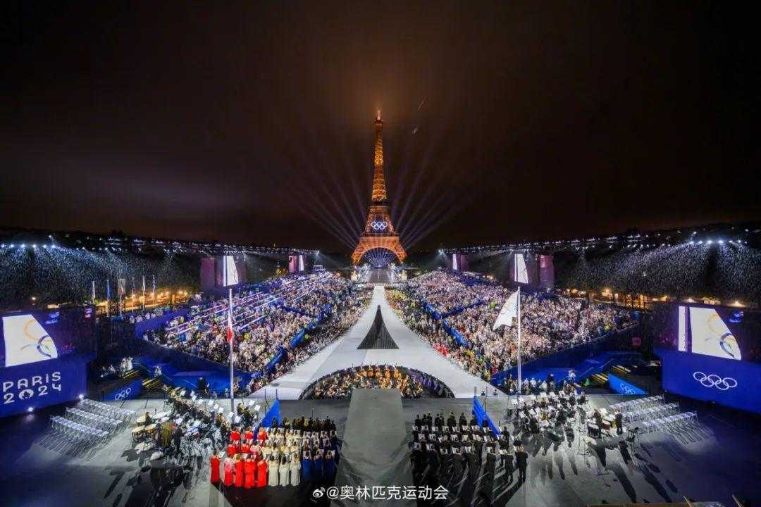 五星红旗闪耀塞纳河！巴黎奥运会开幕