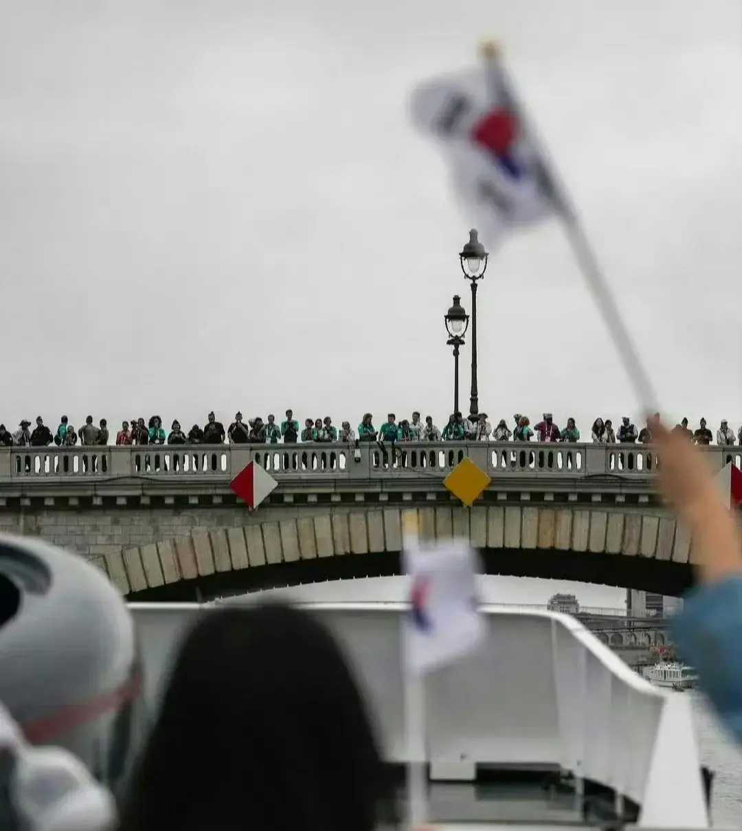 笑翻了！巴黎每天变着法让韩国人破防，这次奖牌榜国旗又给弄错了