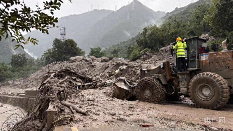 四川康定山洪泥石流灾害致4人遇难、23人失联，已转移安置939人